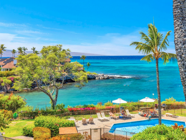 Luxury Maui Retreat in Kahana - Perfect for Large Groups